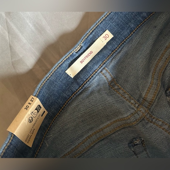 Levi's Women’s Straight Blue Jeans - Picture 4 of 8